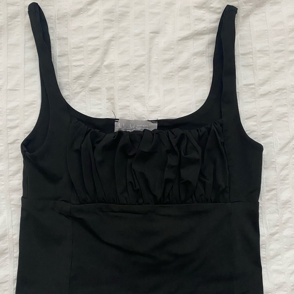 Black Ruched Crop Top - Picture 4 of 5